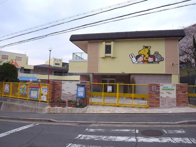 kindergarten ・ Nursery. Mountains to kindergarten 829m