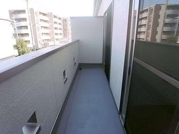 Balcony. Spacious sun per good on the balcony (same specifications balcony)