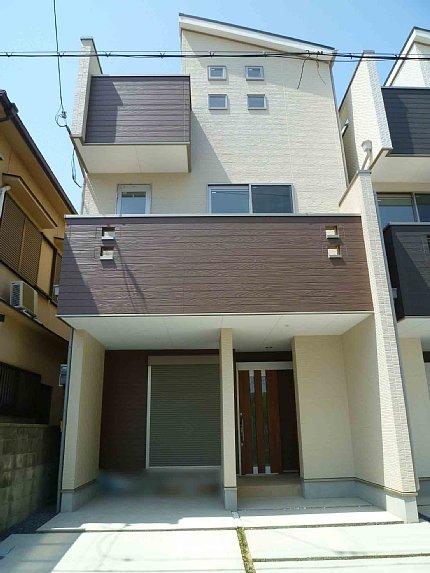 Local appearance photo. Good bright appearance per yang!