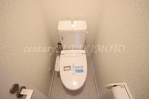 Toilet. Two places of toilet 1F and 2F!