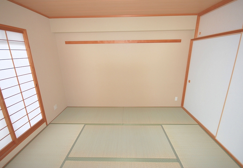 Other room space. Japanese-style room 6 quires