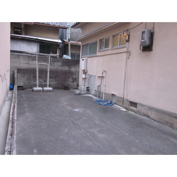 Parking lot