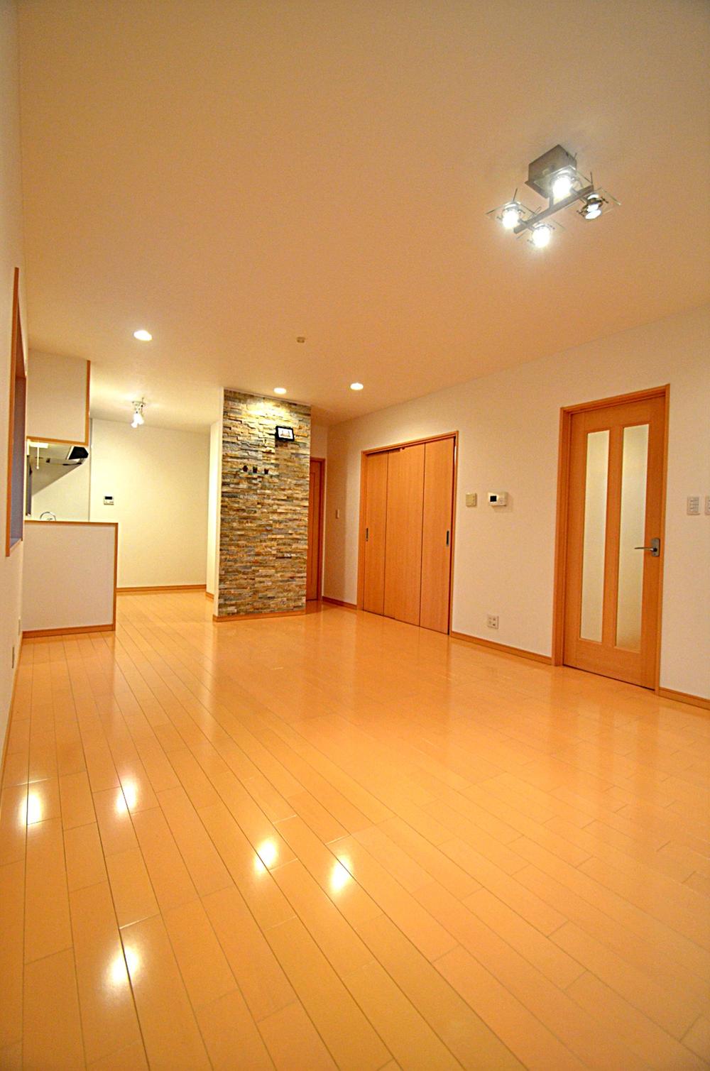 Living. Indoor (September 2013) Shooting