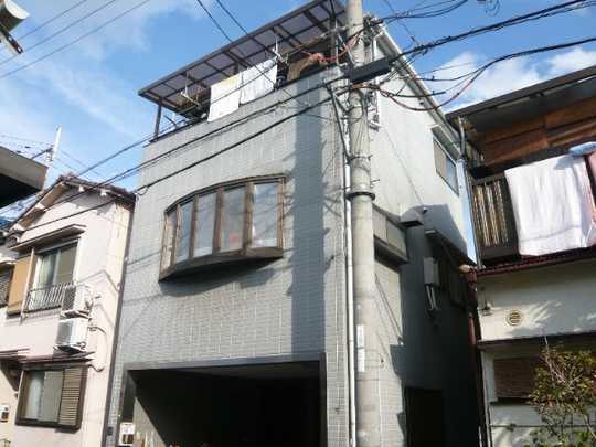 Local appearance photo. 1996 May is built! ! ! 