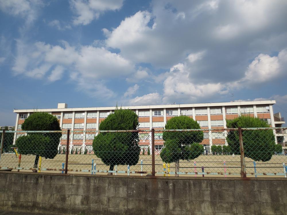 Osaka Prefecture Neyagawa Mitsuiminami cho