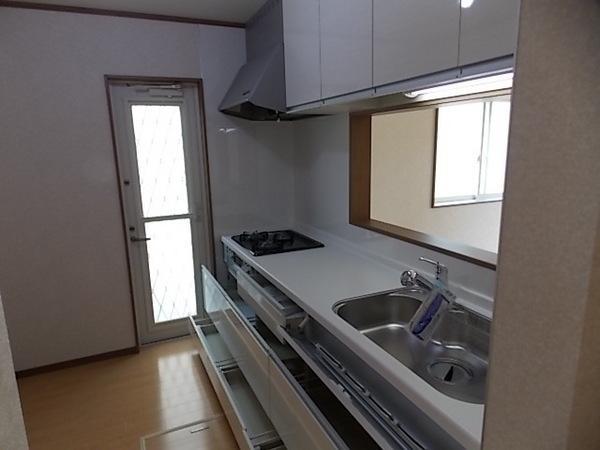 Same specifications photo (kitchen)