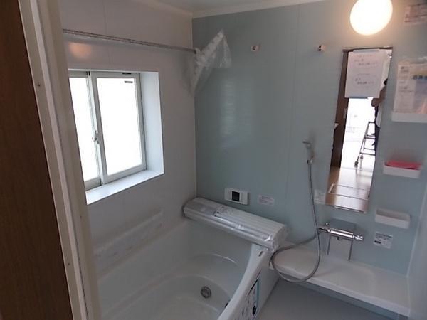 Same specifications photo (bathroom)