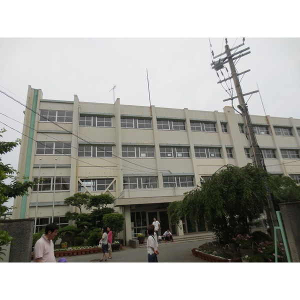 Primary school. 653m to Neyagawa Municipal Tai elementary school (elementary school)