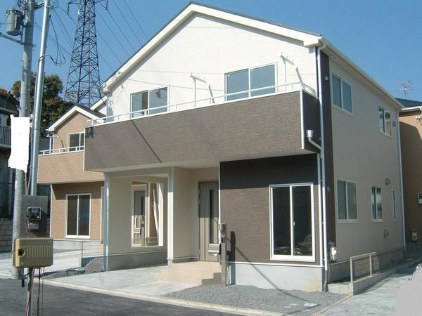 Same specifications photos (appearance). Convenient parking space two possible even when the visitor