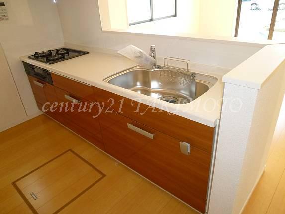 Kitchen. Out it is Easy at all slide storage.