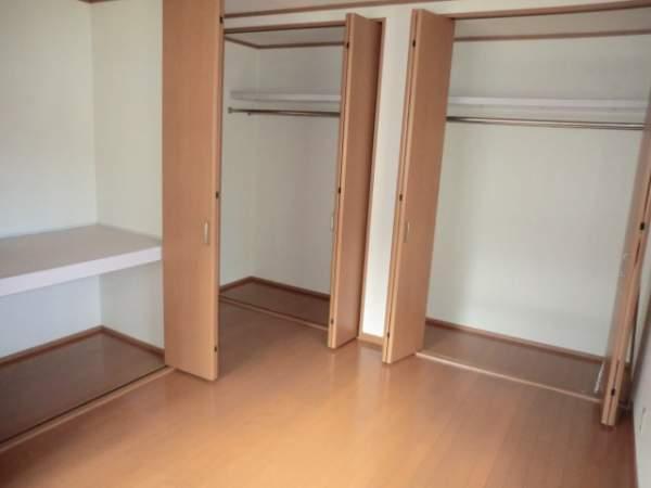 Non-living room. Western-style 6.9 Pledge