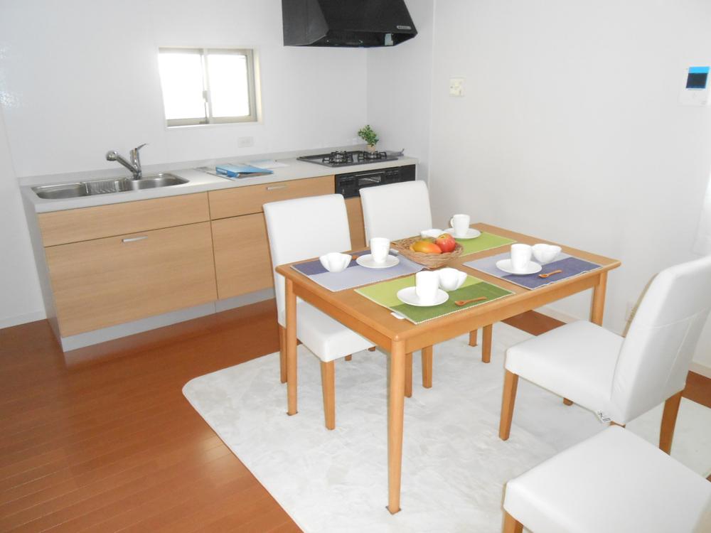 Kitchen. Room (August 2013) Shooting