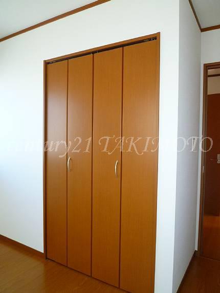 Receipt. Each room with storage