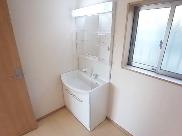 Same specifications photos (Other introspection). Same specifications washbasin