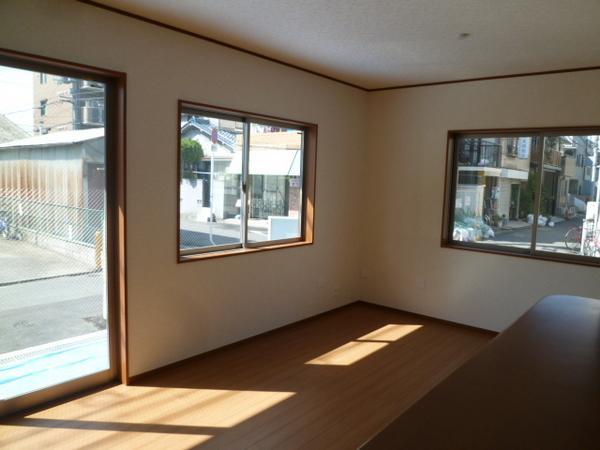 Living. LDK stuck to the open feeling and daylighting