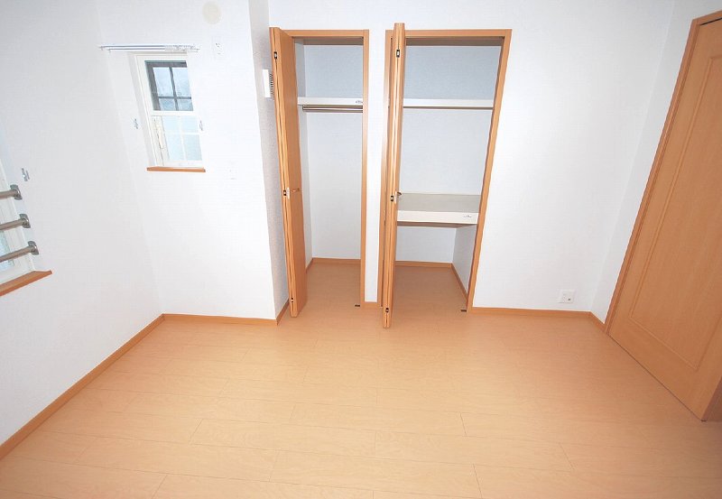 Other room space. Western style room. CL