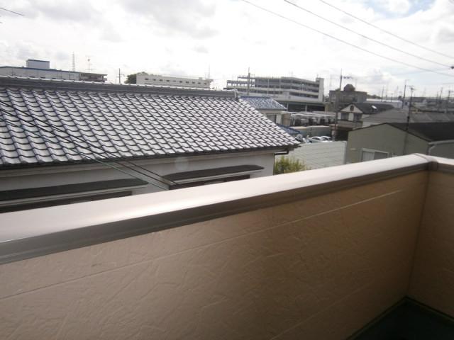 Balcony. It is the scenery viewed from the third floor balcony
