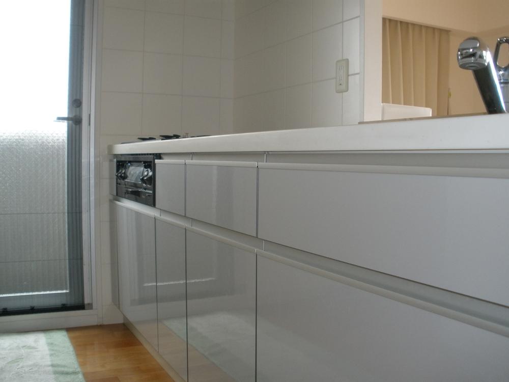 Kitchen. Indoor (10 May 2013) Shooting