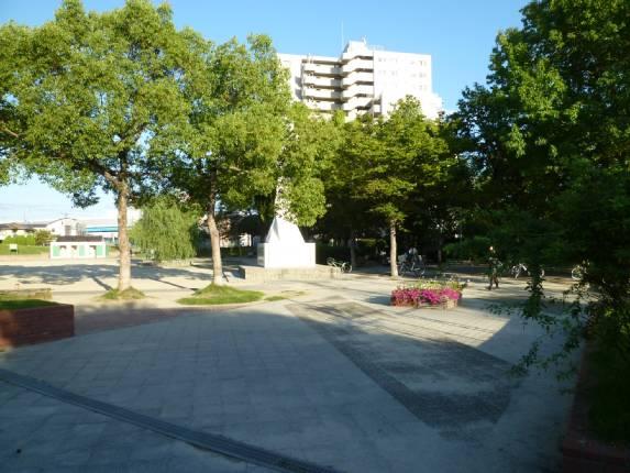 park. 703m until the first Honcho park