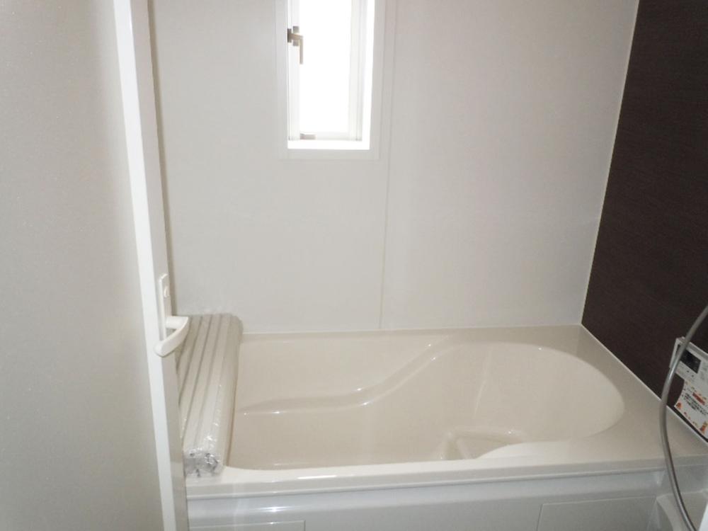 Bathroom. Refresh in the tub and spacious! 