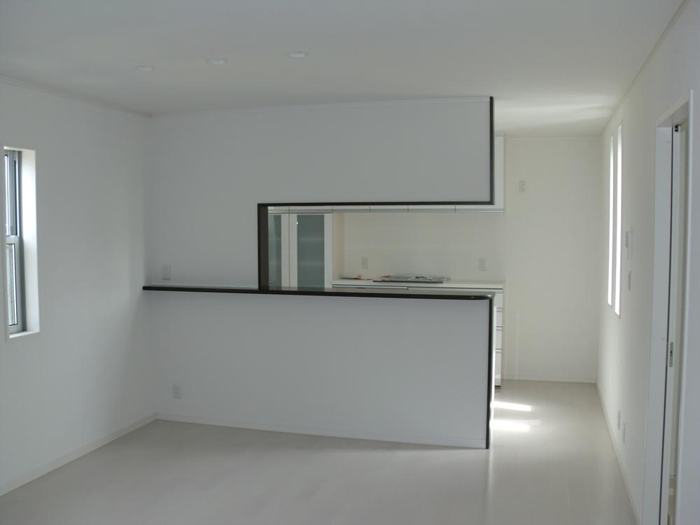 Same specifications photo (kitchen). Wife popular counter kitchen!