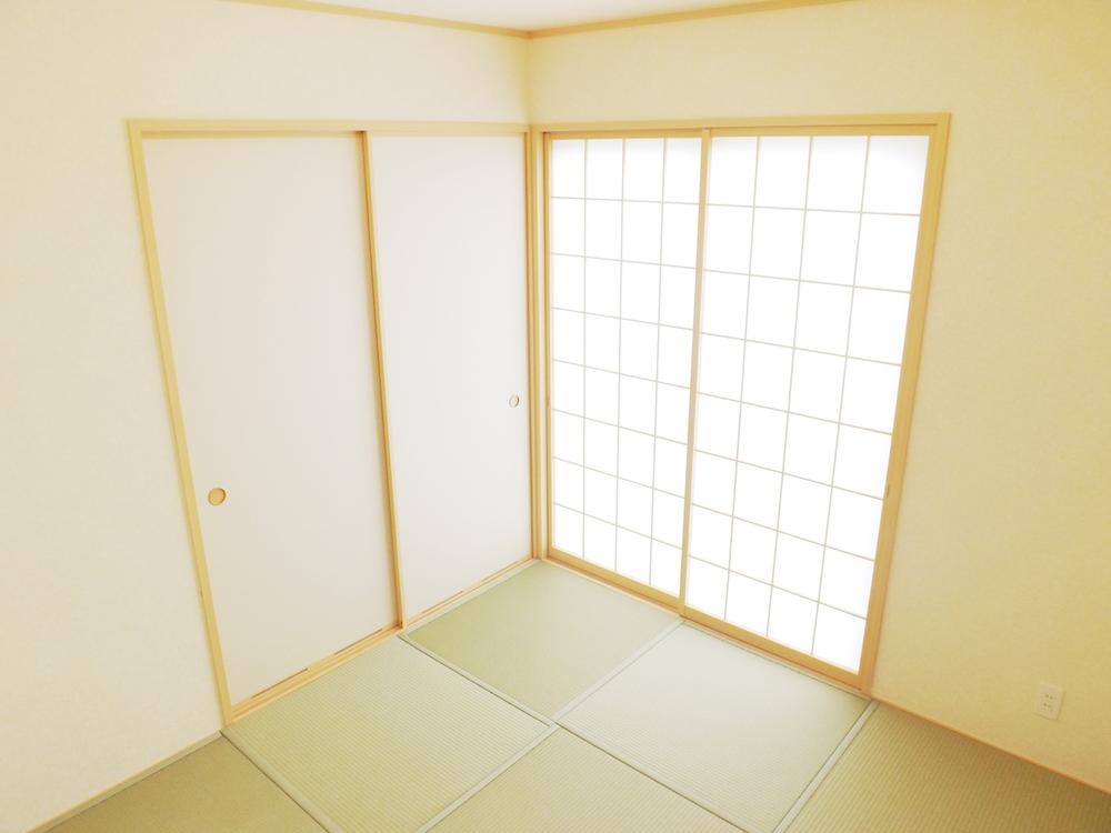 Non-living room. Local photos (Japanese-style)