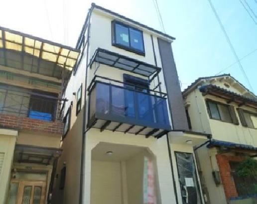 Local appearance photo. Limit 1 House! All room 6 quires more