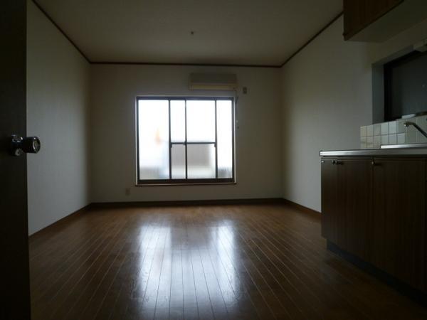 Living. Spacious relax One living