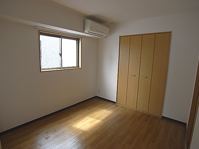 Other room space