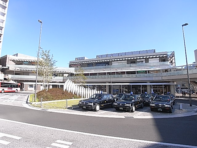 Shopping centre. 500m to Kaori town terrace (shopping center)