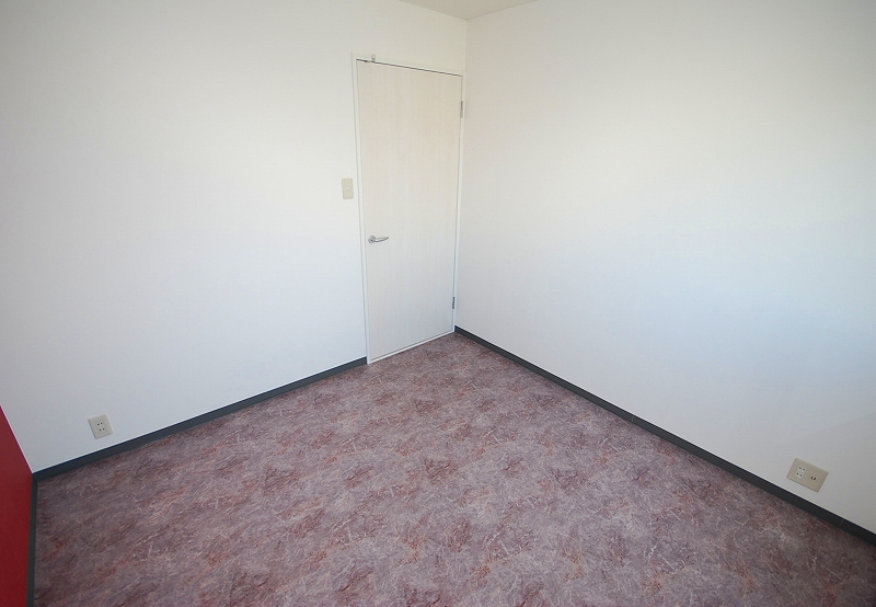 Other room space. Western-style 4.5 Pledge