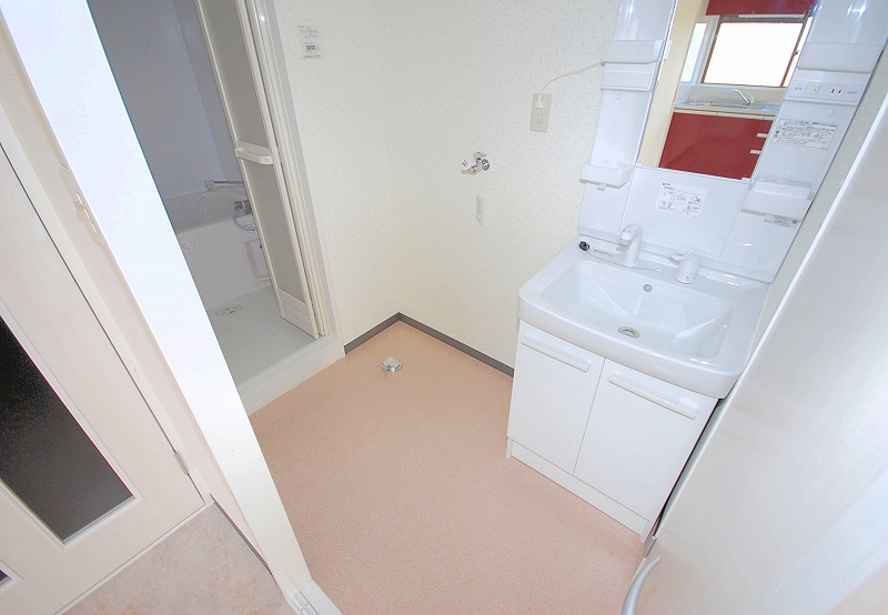 Washroom. Washroom
