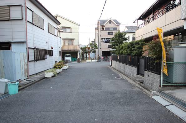 Local photos, including front road. Spacious 6m whole surface road! Easy also disagreement!
