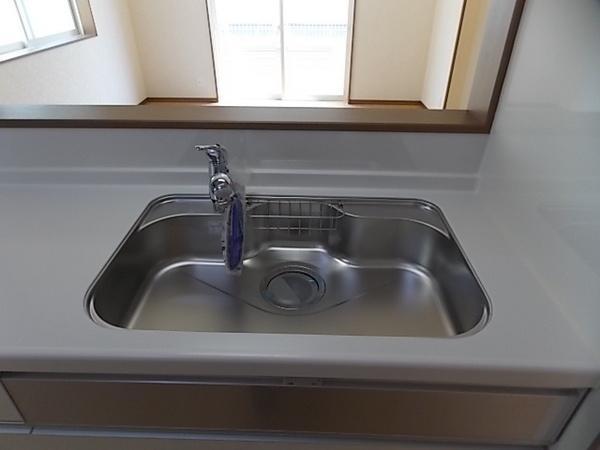 Same specifications photo (kitchen)