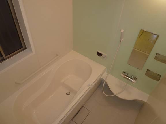 Bathroom. 1616 is the unit bus of size. 