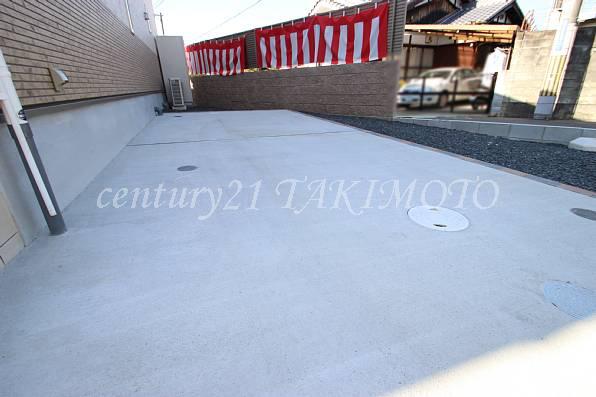 Parking lot. Garage part can park two standard-sized car!