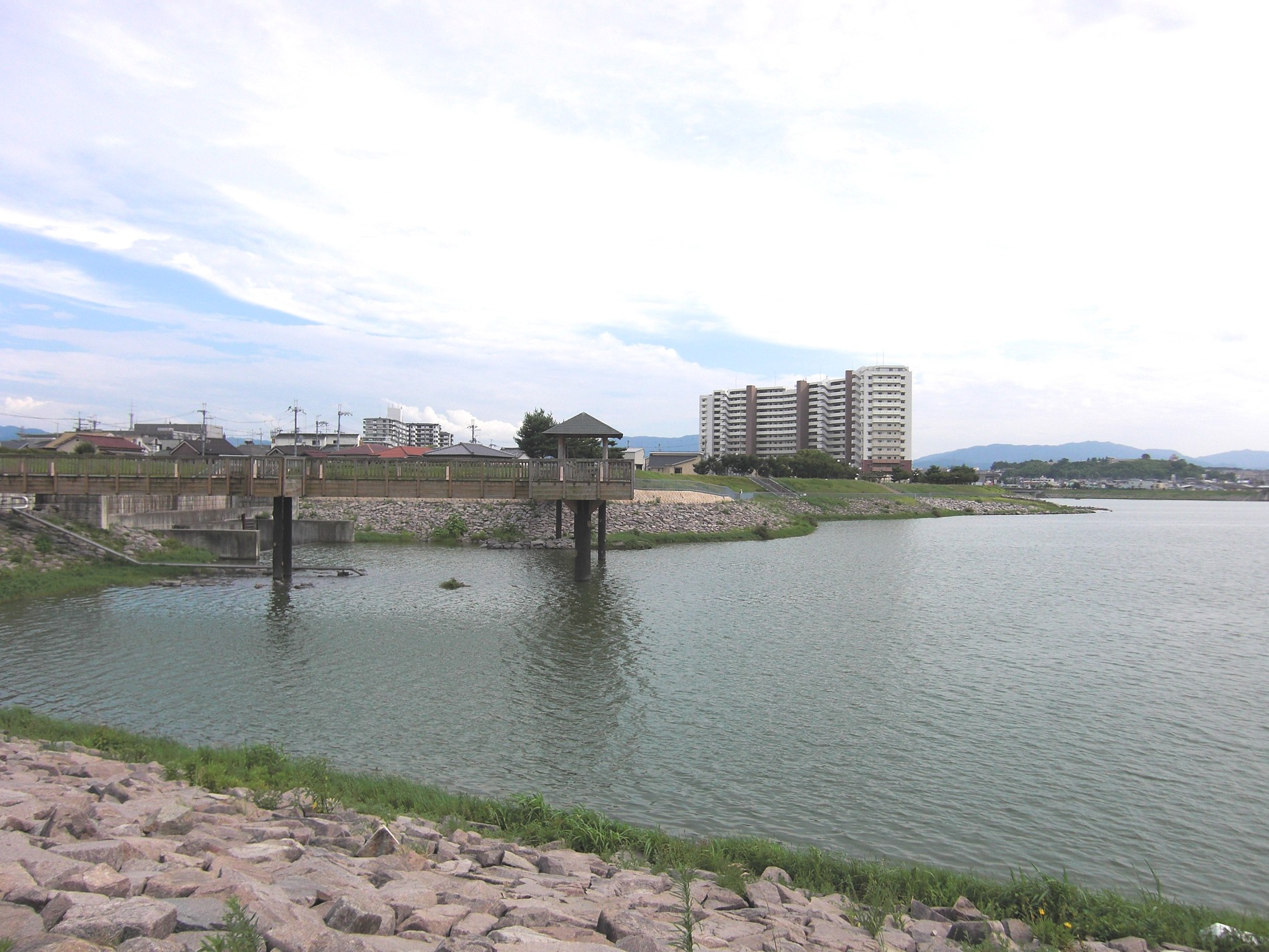 park. Until Sayama Pond park 920m as catapult want to take a deep breath is open