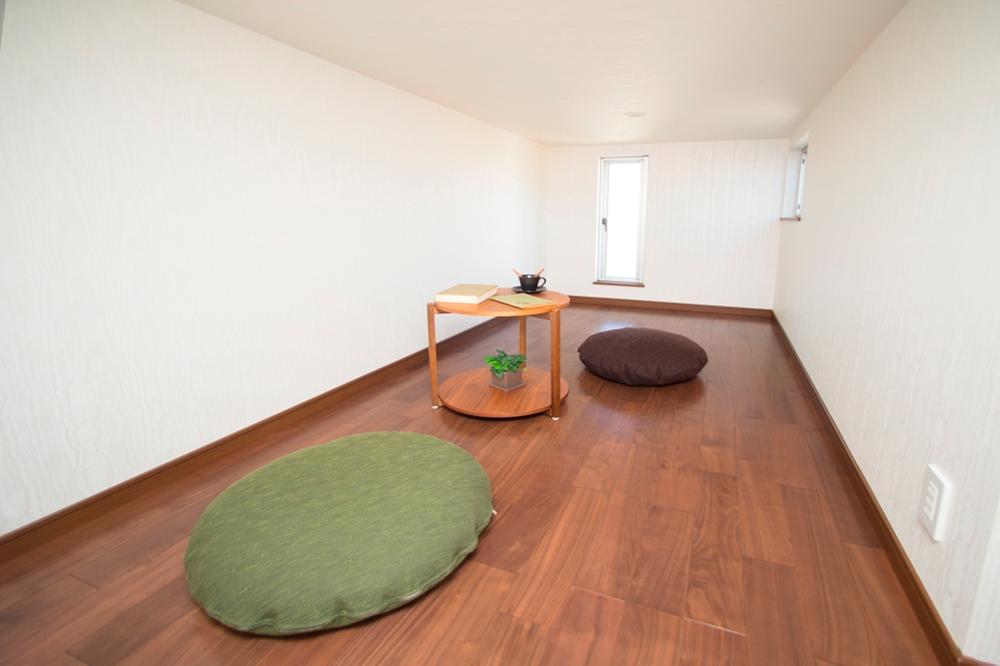 Model house photo.  [Model house loft] Loft on the bedroom can also be the daddy of the study. You just perfect for space in the hideout of the secret.