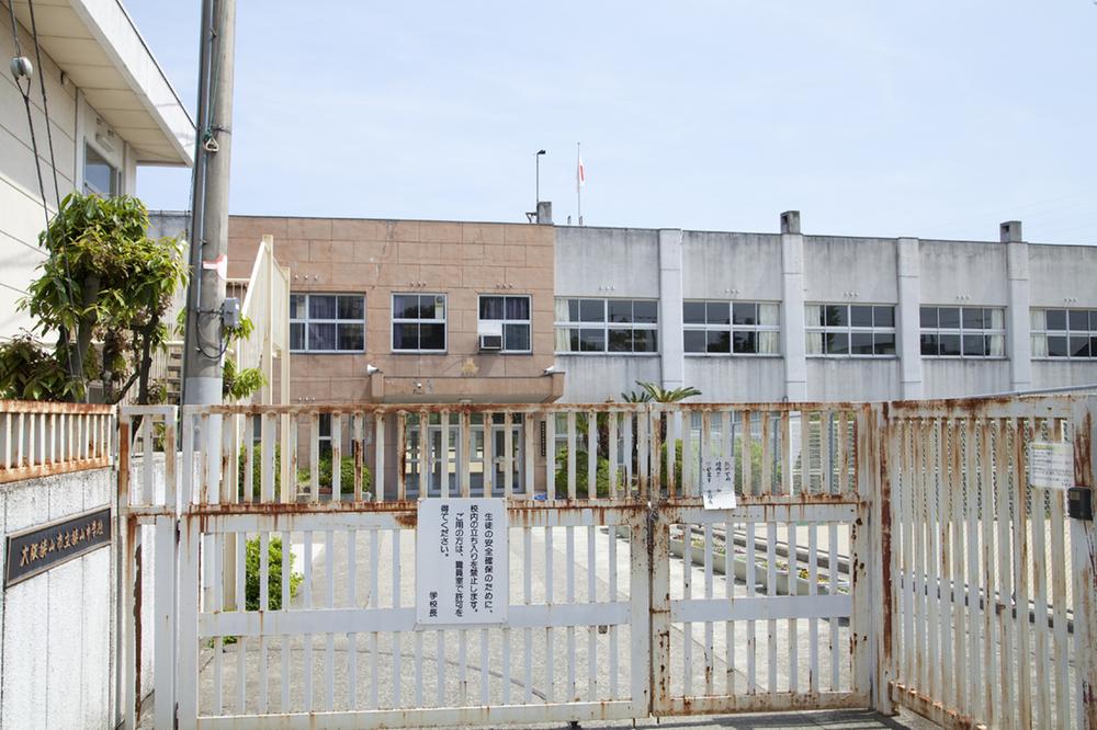 Junior high school. 1200m until Osakasayama stand Sayama junior high school