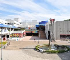 station. Until Izumigaoka Station to 3100m Izumigaoka Station many commercial facilities set, Bus service is also abundant.