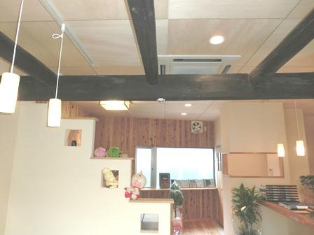 Building plan example (introspection photo). Building plan example The old materials beams in the living room