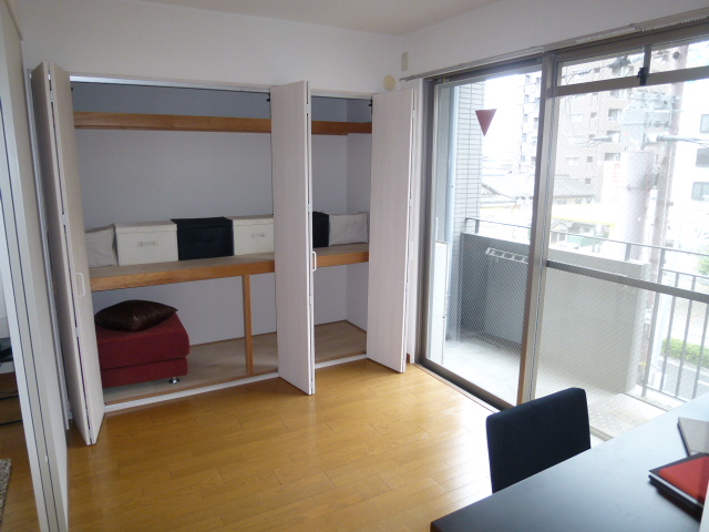 Other room space