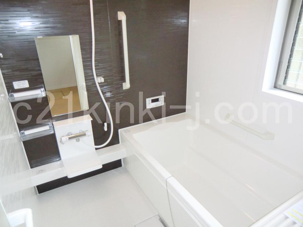 Same specifications photo (bathroom). Same specifications photo (bathroom) Half-length bathing large tub, Carat floor