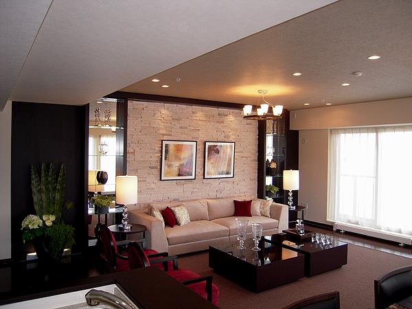 Living. Living spacious 23 quires more