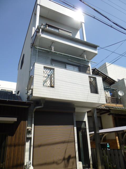 Local appearance photo. local