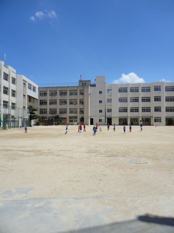 Primary school. 530m to Osaka Municipal Tokiwa Elementary School (elementary school)