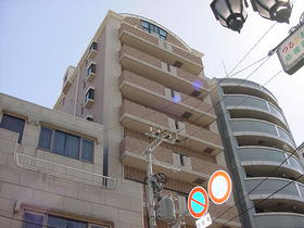 Supermarket