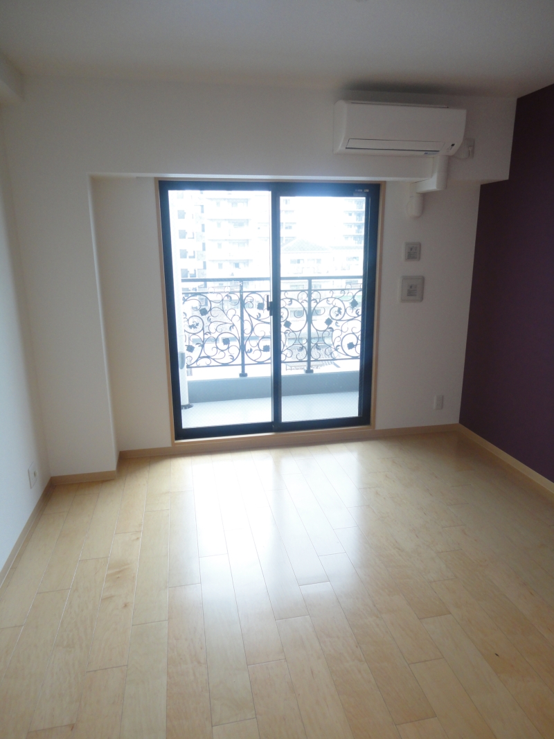 Living and room