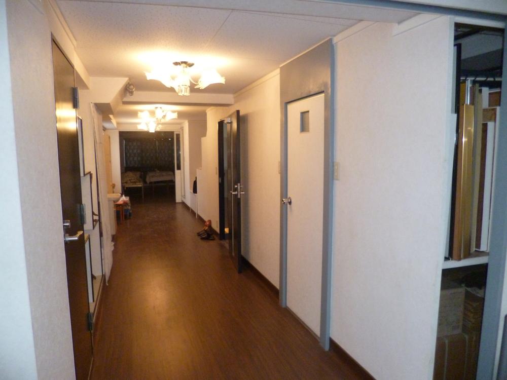 Other introspection. Room (August 2013) Shooting