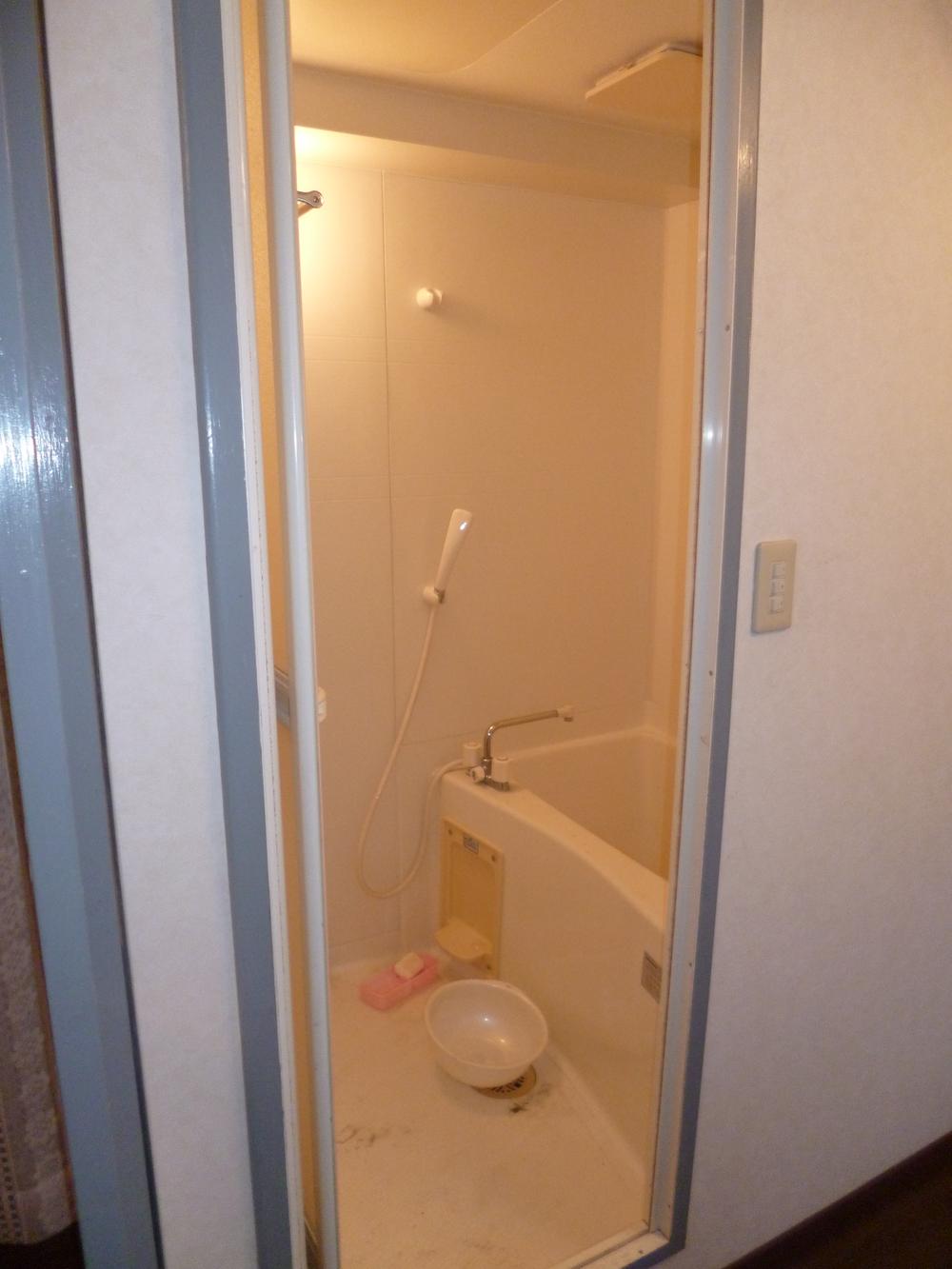 Bathroom. Bathroom (August 2013) Shooting